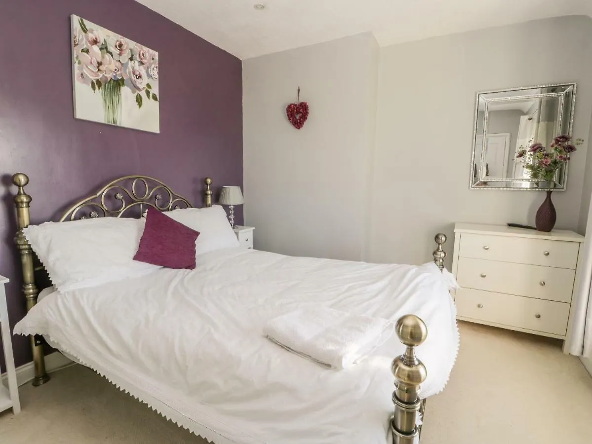 Sleeping Dragon Villa Whitby 0*,  United Kingdom